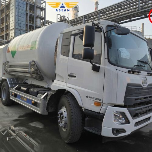 &Ocirc; t&ocirc; xi t&eacute;c chở nitơ lỏng